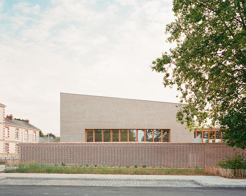 Alice Guy public school (FR)