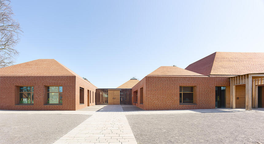 Ersatzneubau Kindertagesstätte und Pfarrsaal St. Konrad (DE)