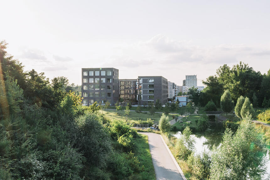 Lindenauer Hafen Leipzig - Wohnensemble Hafen Eins oder die Sehnsucht nach dem Meer (DE)